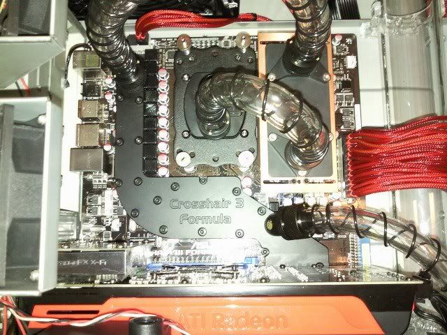 http://i757.photobucket.com/albums/xx213/Colossus1986/Extreme%20Server%20Case/ExtremeServerCase6.jpg http://i757.photobucket.com/albums/xx213/Colossus1986/Extreme%20Server%20Case/ExtremeServerCase6.jpg