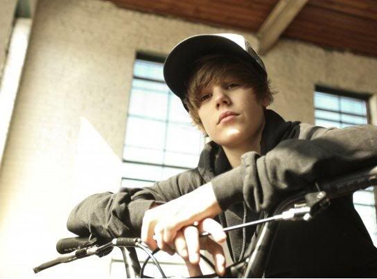 Justin Beiber Pictures, Images and Photos