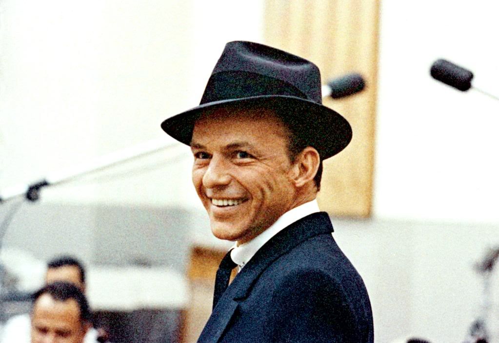 Frank Sinatra - Images Hot