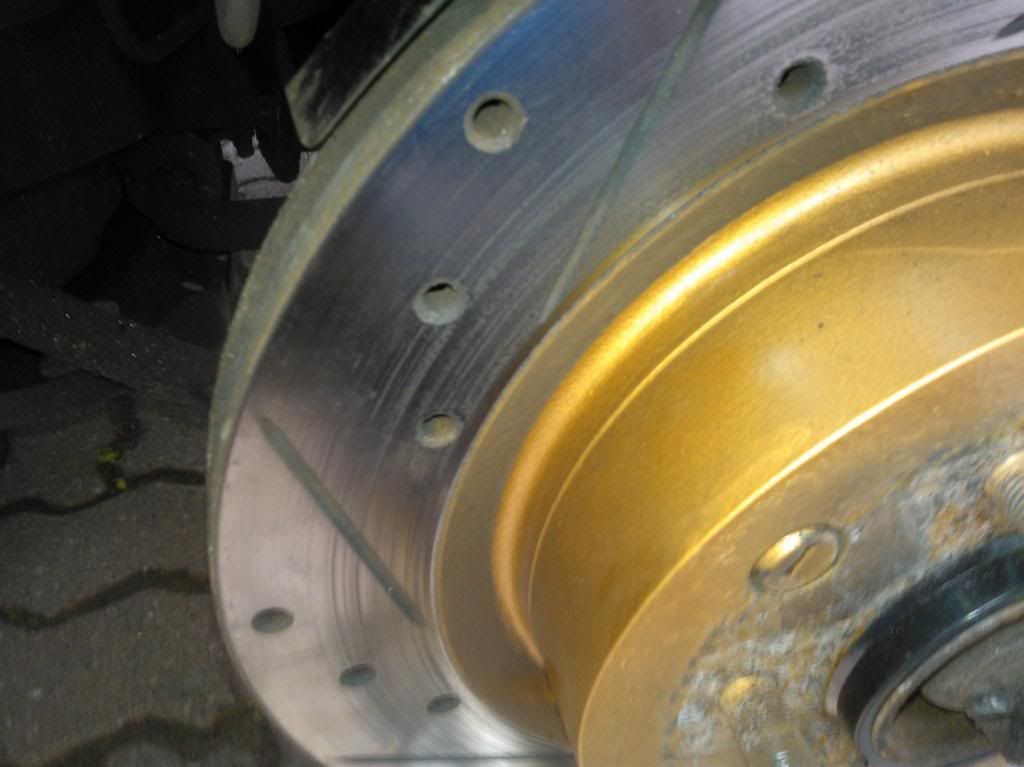 need advice Uneven brake pad wear + rotors destroyed